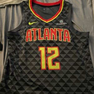 NBA - !!SIGNED!! Atlanta Hawks Throwback Jersey